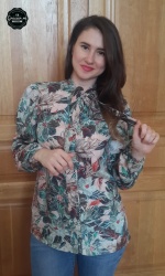 Готовая блуза, работа Екатерины Джафаровой